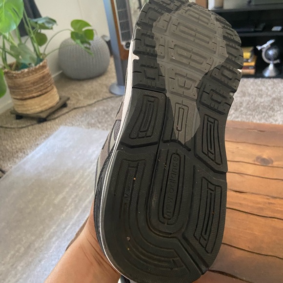 New Balance Men's 1540v3 Motion Control Sneakers Grey M1540GP3 Size13 D - Picture 12 of 12